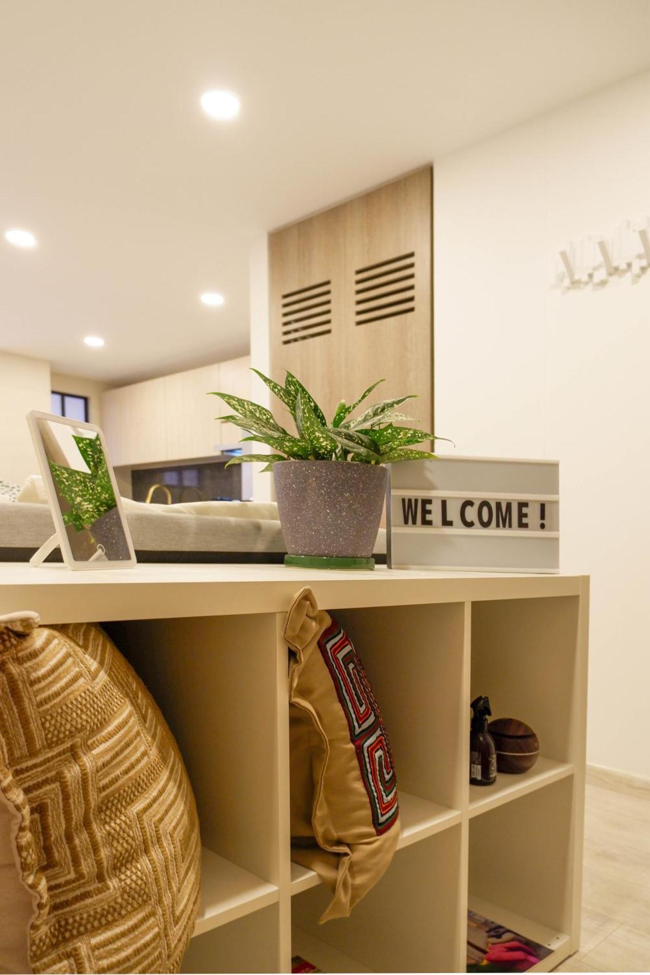The Petit Flat - Bright & Stylish Near Unicentro Apartment