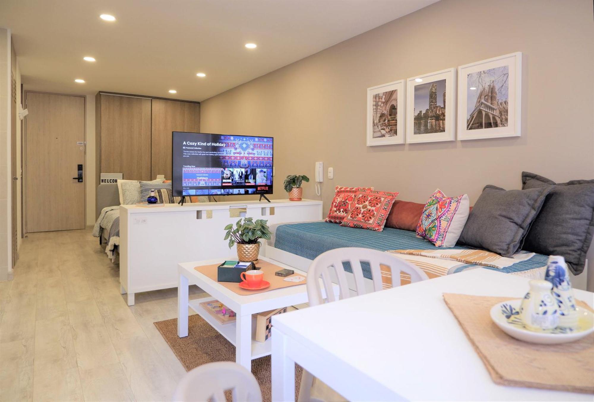 The Petit Flat - Bright & Stylish Near Unicentro Apartment Bogota