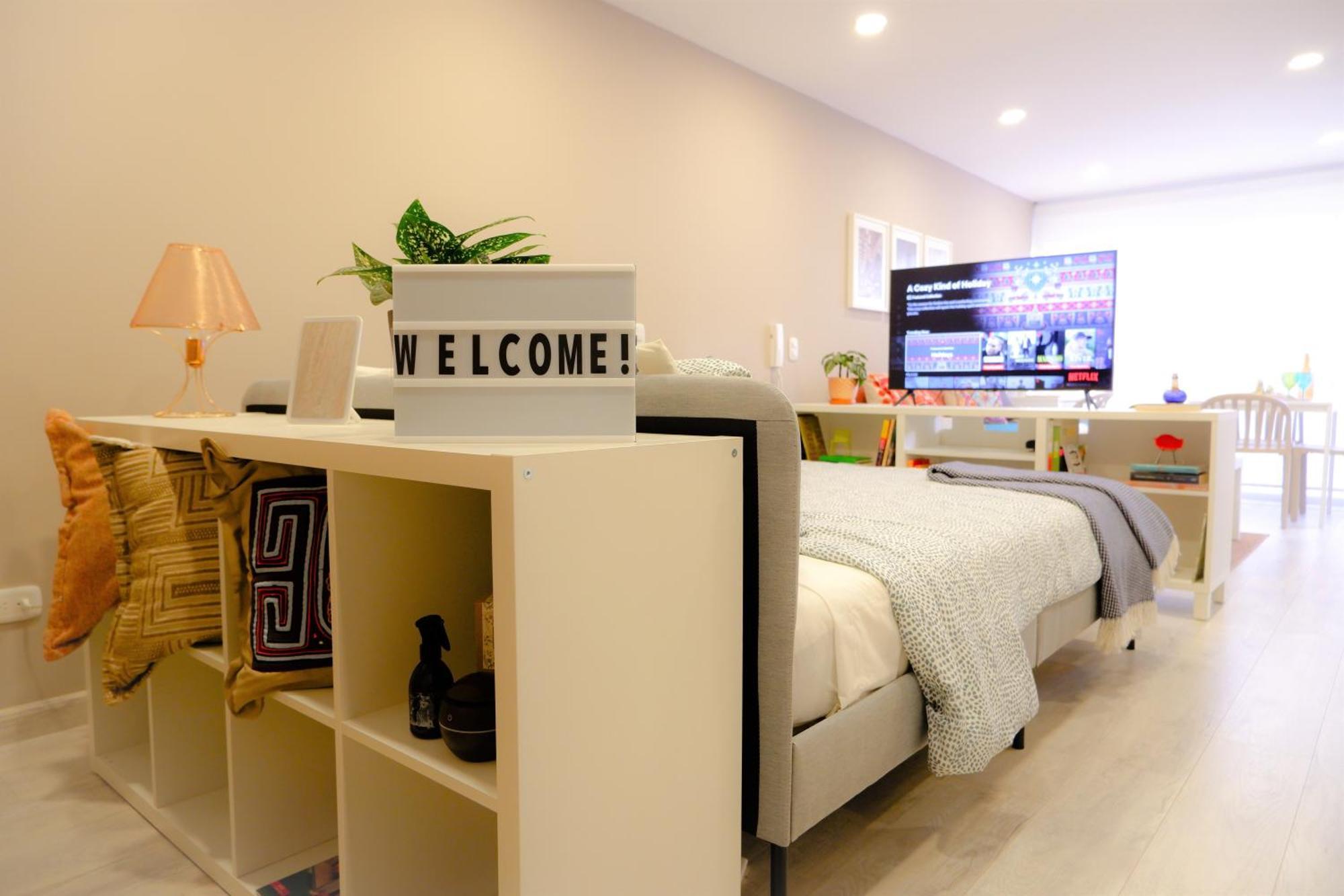 The Petit Flat - Bright & Stylish Near Unicentro Apartment
